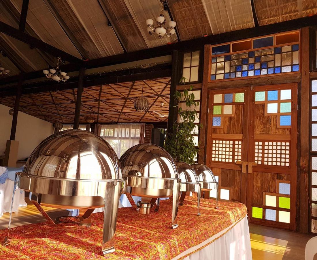 Casa Victoria Resort And Restaurant Pagudpud Εξωτερικό φωτογραφία